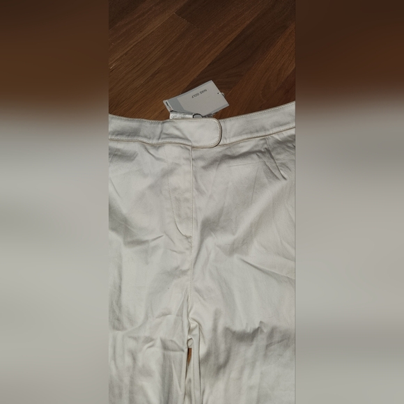 NEW DEADSTOCK VINTAGE NIKE PERFORMANCE GOLF CAPRIS SHORTS SZ6 WHITE WITH TAGS! - Picture 11 of 16